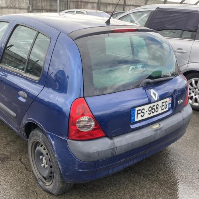 Moteur essuie glace arriere RENAULT CLIO 2 Photo n°11