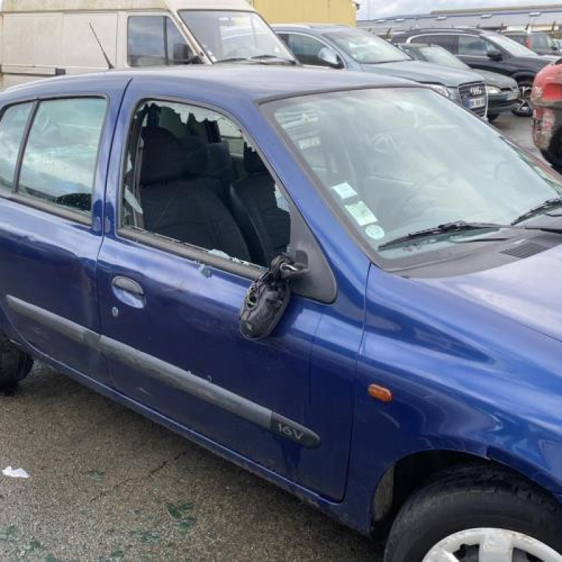 Moteur essuie glace arriere RENAULT CLIO 2 Photo n°12