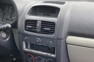 Moteur essuie glace arriere RENAULT CLIO 2