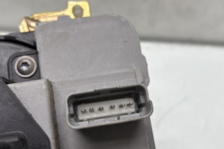 Serrure avant droit PEUGEOT 307