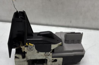 Serrure avant droit PEUGEOT 307