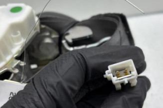 Pretensionneur de ceinture avant gauche RENAULT CLIO 3