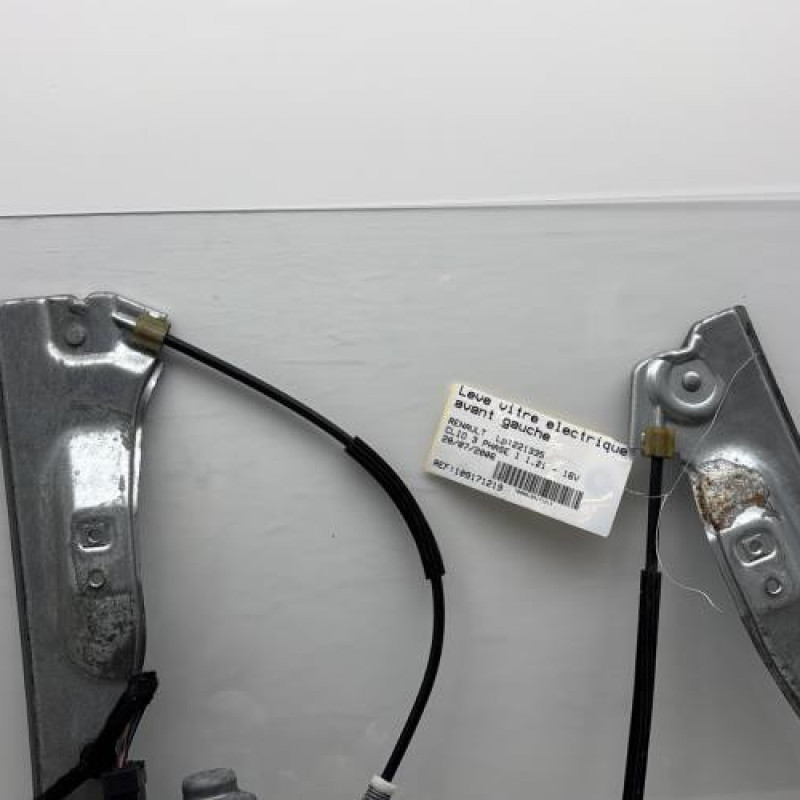 Leve vitre electrique avant gauche RENAULT CLIO 3 Photo n°3
