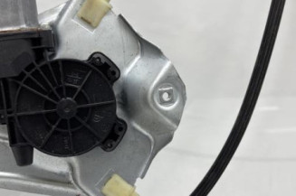Leve vitre electrique avant gauche RENAULT CLIO 3
