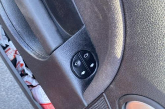 Aile avant droit FORD FIESTA 5