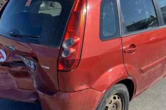 Aile avant gauche FORD FIESTA 5