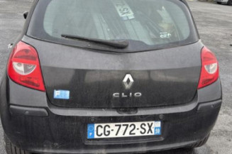 Feu arriere stop central RENAULT CLIO 3