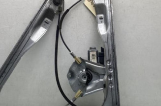 Leve vitre electrique avant gauche RENAULT CLIO 3 Photo n°1