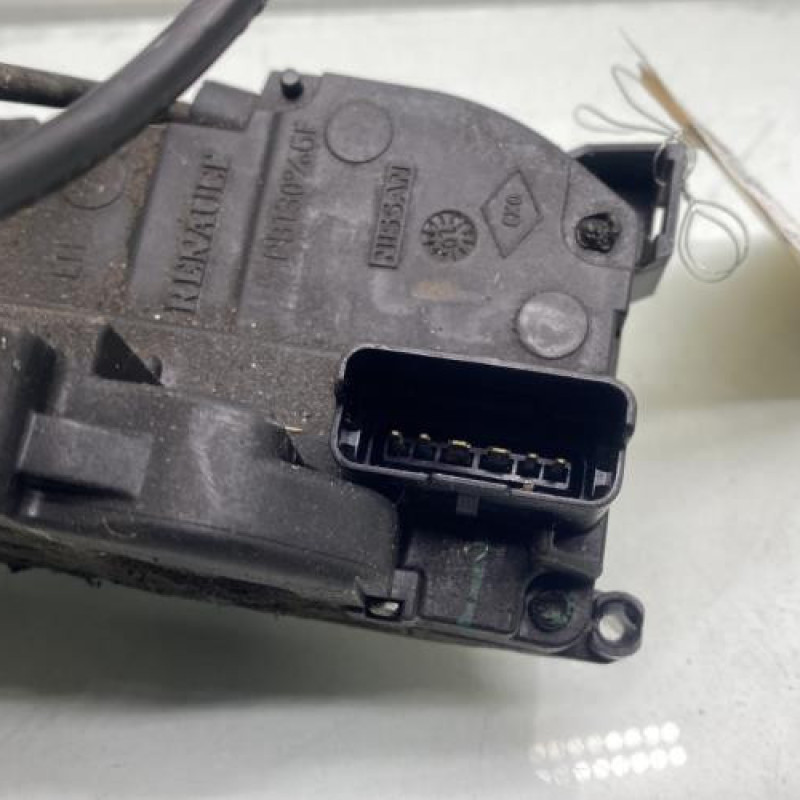 Serrure arriere gauche RENAULT CLIO 3 Photo n°6