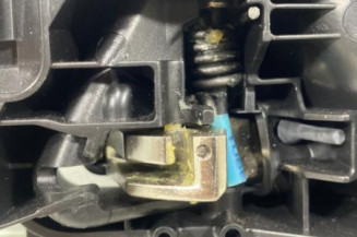 Poignee interieur avant droit PEUGEOT 308 2