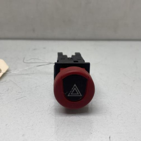 Bouton de warning CITROEN BERLINGO 1 Photo n°1
