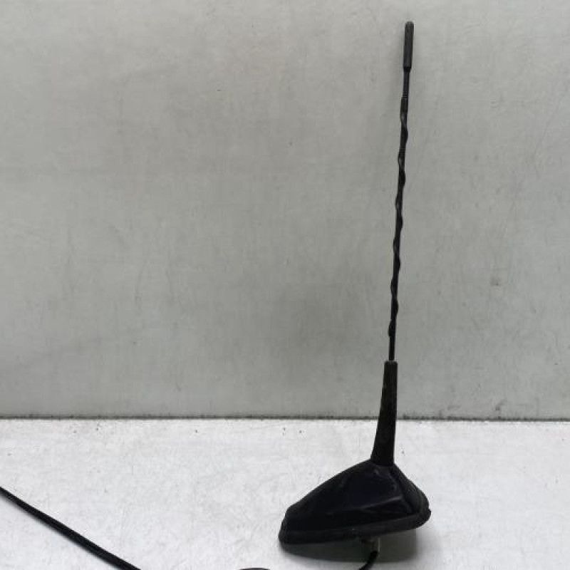 Antenne RENAULT CLIO 3 Photo n°1