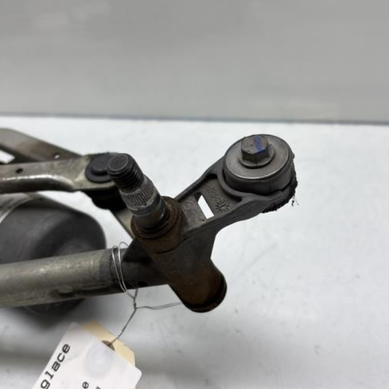 Moteur essuie glace avant RENAULT LAGUNA 3 Photo n°3