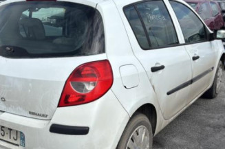 Aile avant droit RENAULT CLIO 3