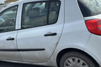Aile avant droit RENAULT CLIO 3