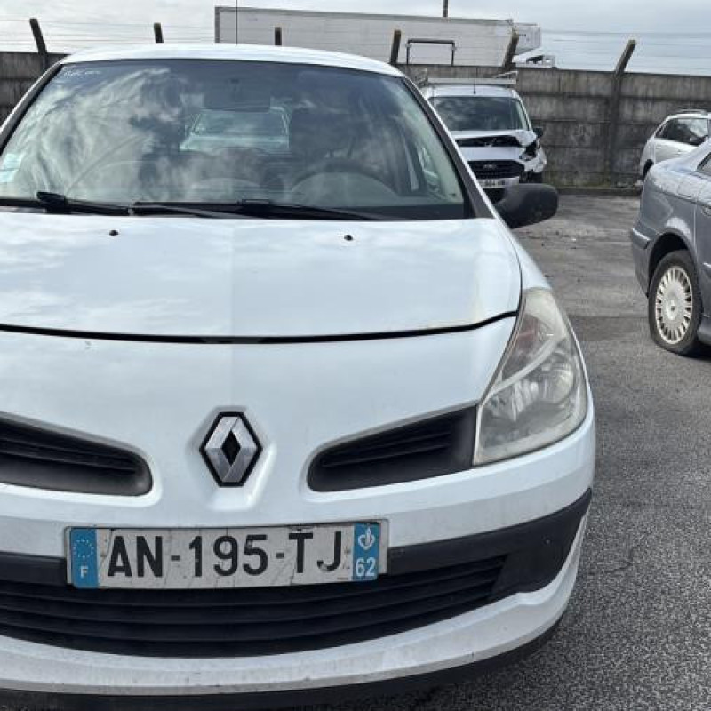 Aile avant droit RENAULT CLIO 3 Photo n°12