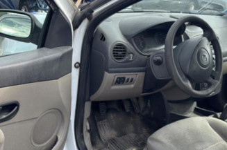 Aile avant droit RENAULT CLIO 3