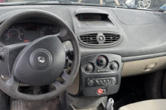 Aile avant droit RENAULT CLIO 3