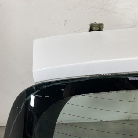 Malle/Hayon arriere RENAULT CLIO 3