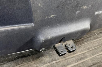 Malle/Hayon arriere RENAULT CLIO 3