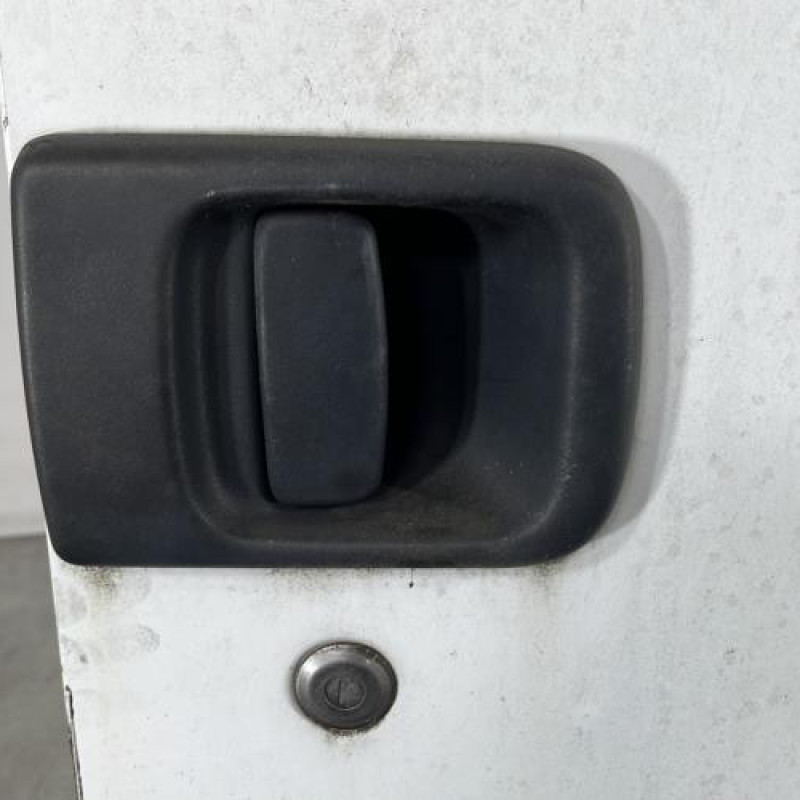Porte de coffre droit RENAULT MASTER 2 Photo n°3