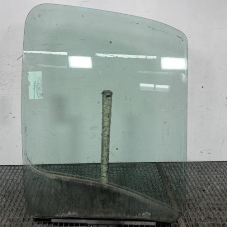 Vitre avant droit RENAULT MASTER 2 Photo n°1