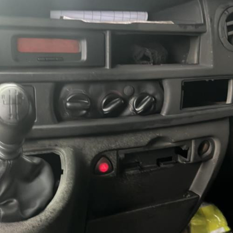 Vitre avant droit RENAULT MASTER 2 Photo n°5