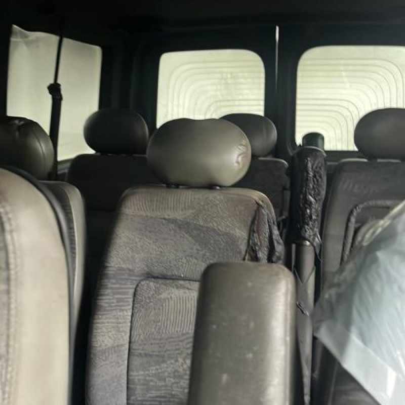 Vitre avant droit RENAULT MASTER 2 Photo n°7