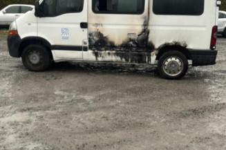 Vitre avant droit RENAULT MASTER 2
