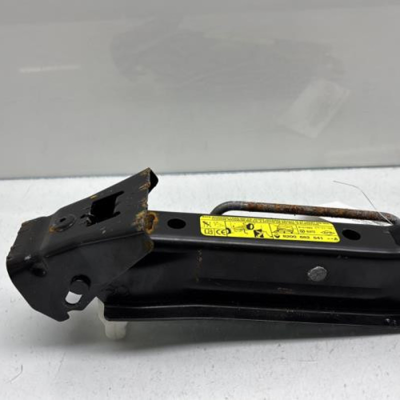 Cric RENAULT GRAND MODUS Photo n°1
