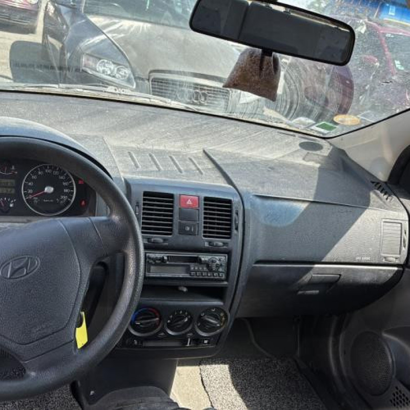 Feu arriere principal gauche (feux) HYUNDAI GETZ Photo n°19