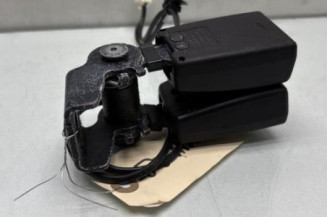 Attache ceinture arriere droit PEUGEOT 308 2