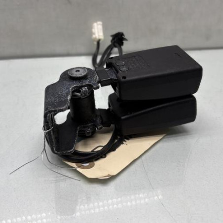 Attache ceinture arriere droit PEUGEOT 308 2
