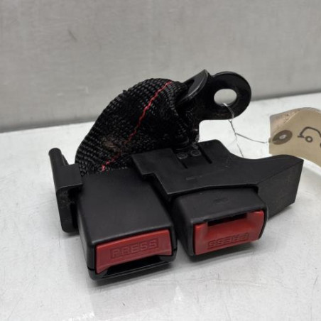 Attache ceinture arriere droit RENAULT CLIO 3 Photo n°1