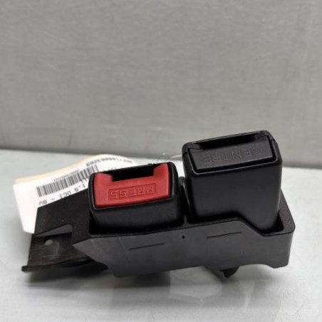 Attache ceinture arriere gauche RENAULT CLIO 3 Photo n°1