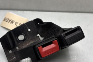 Attache ceinture arriere gauche RENAULT CLIO 3