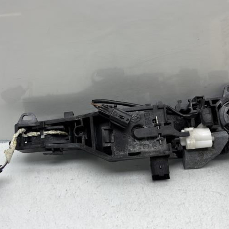 Poignee porte avant droit RENAULT LAGUNA 3 Photo n°6