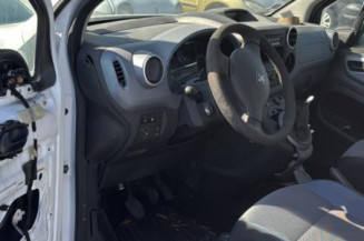 Feu arriere principal gauche (feux) PEUGEOT PARTNER 2