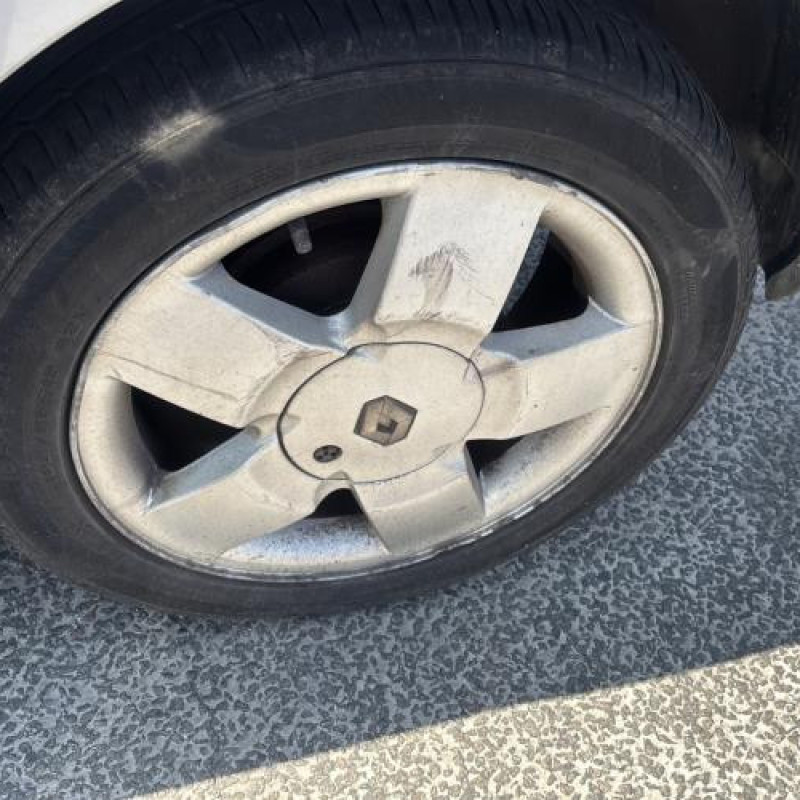Feu arriere principal droit (feux) RENAULT CLIO 2 Photo n°20
