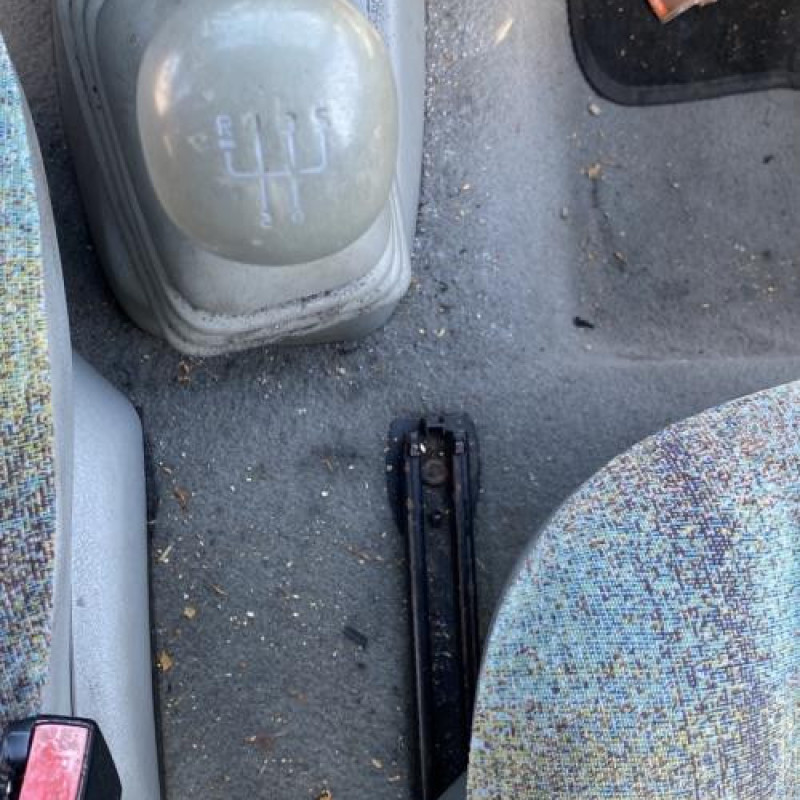 Poignee porte avant droit RENAULT TWINGO 1 Photo n°19