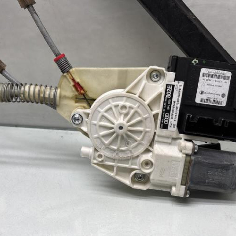 Leve vitre electrique avant droit AUDI A3 2 Photo n°8