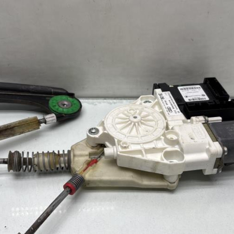 Leve vitre electrique avant gauche AUDI A3 2 Photo n°5