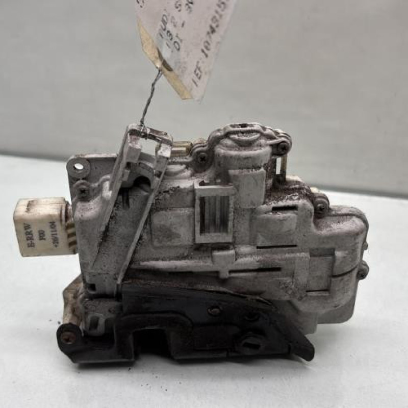 Serrure arriere droit AUDI A3 2 Photo n°4