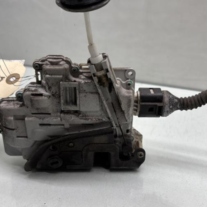 Serrure arriere gauche AUDI A3 2 Photo n°3