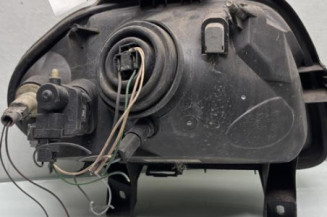Optique avant principal gauche (feux)(phare) RENAULT CLIO 2