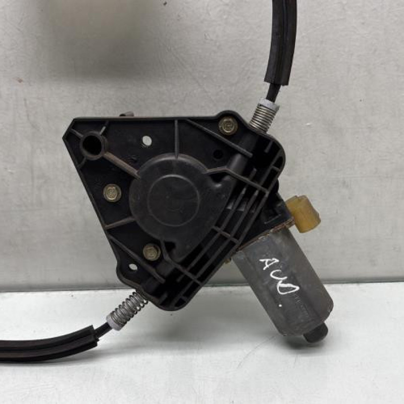 Leve vitre electrique avant droit RENAULT CLIO 2 Photo n°2