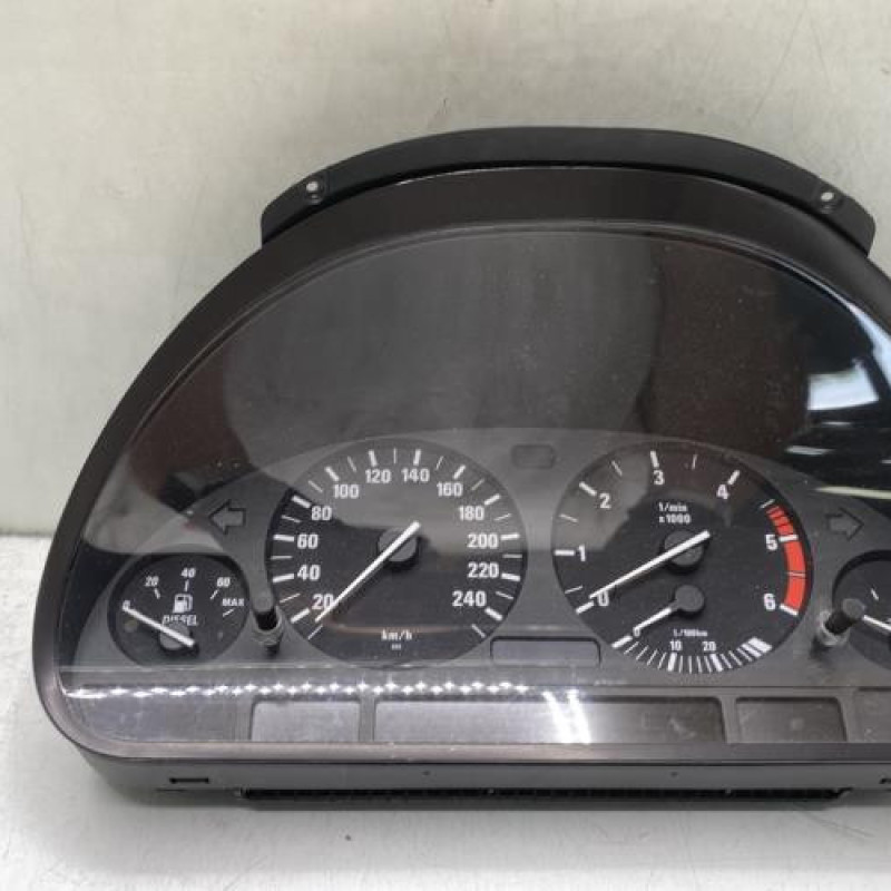 Compteur BMW X5 E53 Photo n°1
