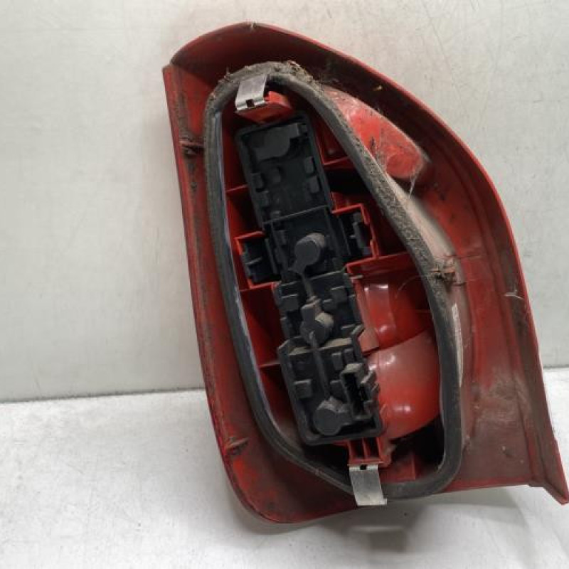 Feu arriere principal droit (feux) CITROEN XSARA PICASSO Photo n°2