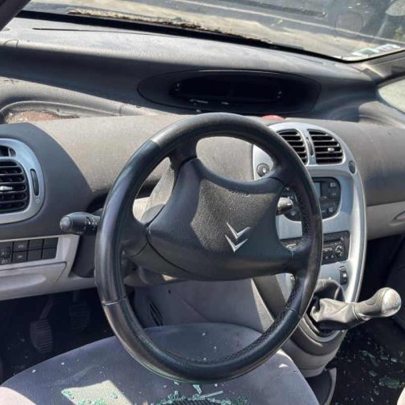 Vitre arriere droit CITROEN XSARA PICASSO Photo n°16