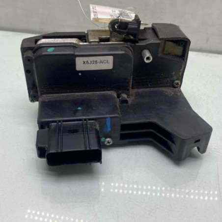 Serrure avant droit FORD FIESTA 5